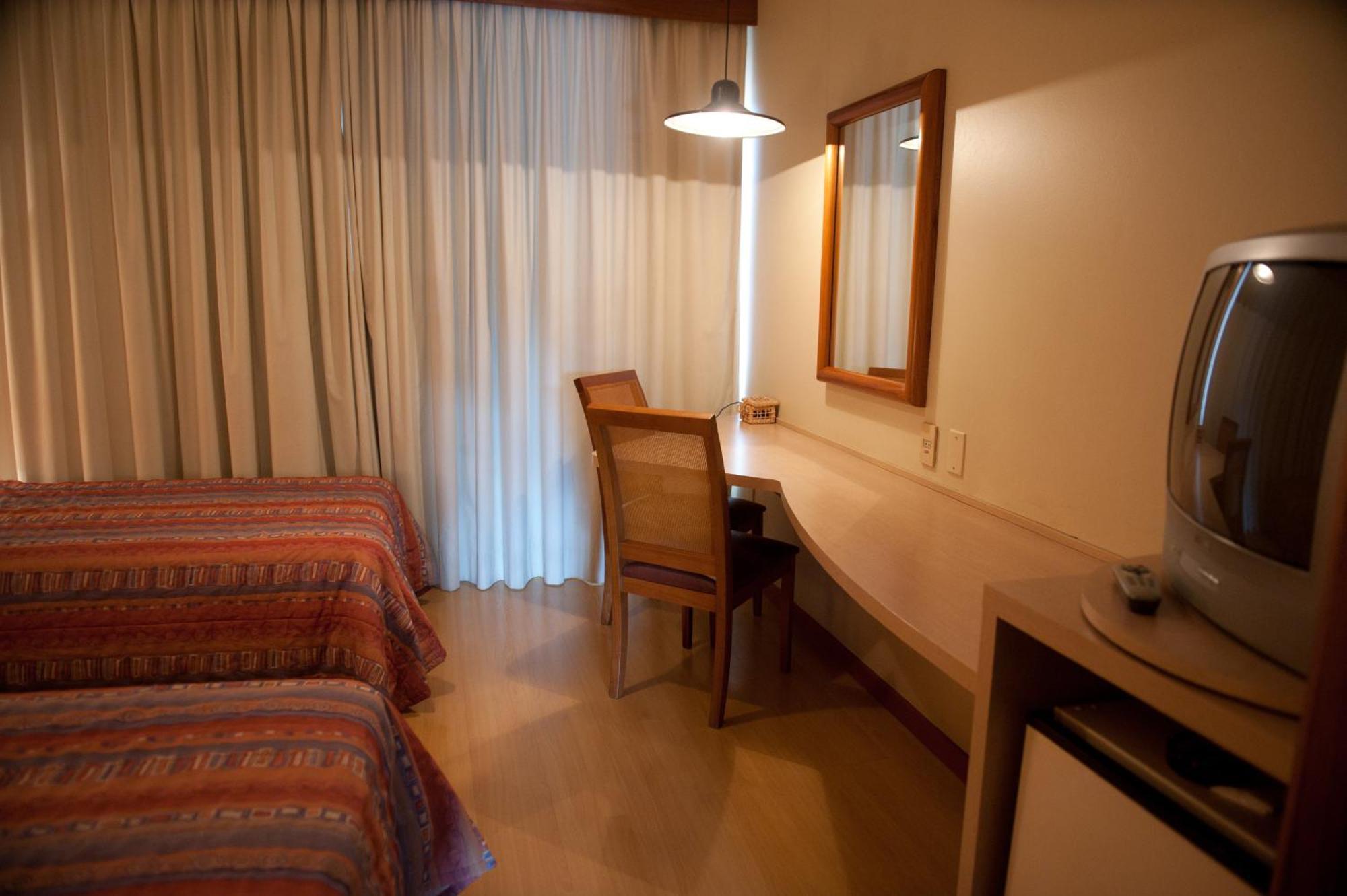 Maita Palace Hotel Passo Fundo Phòng bức ảnh